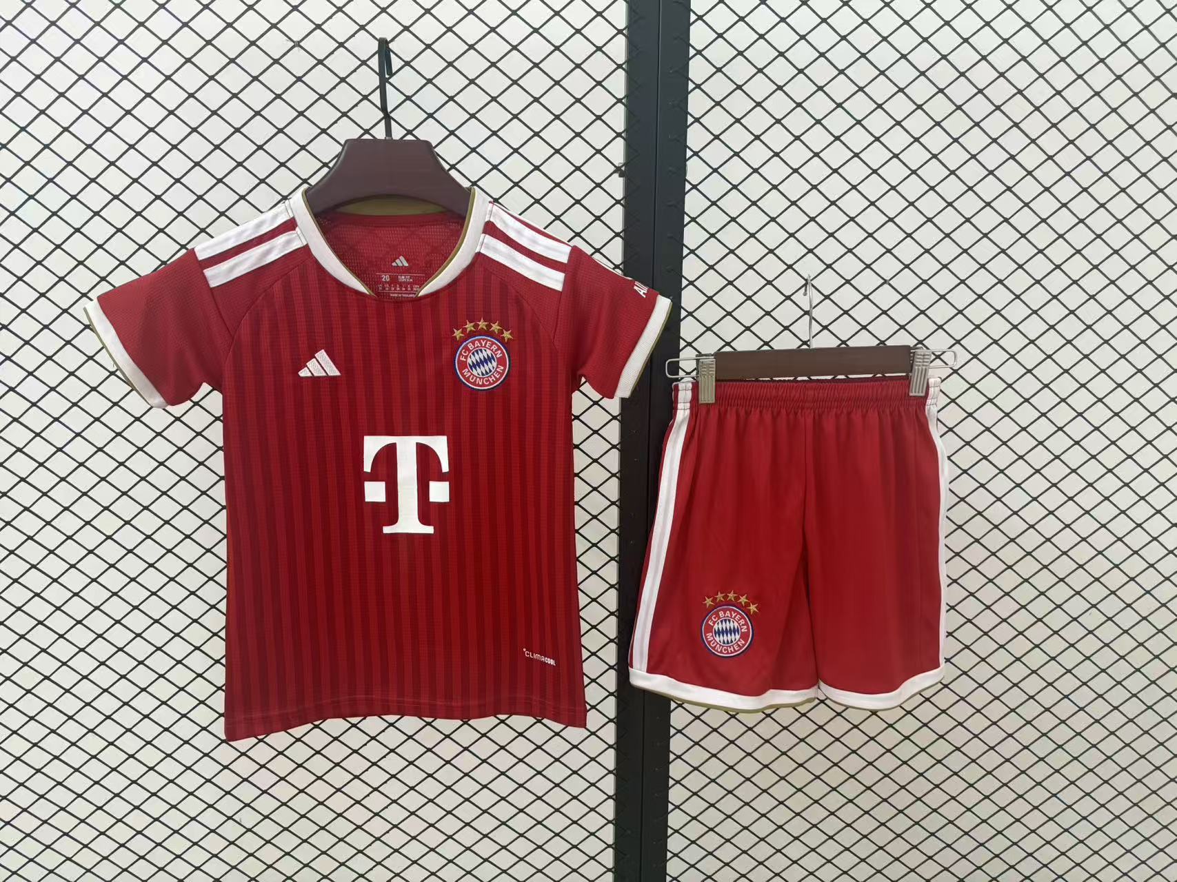 Bayern Munich 26/27 Kids Home Jersey — front