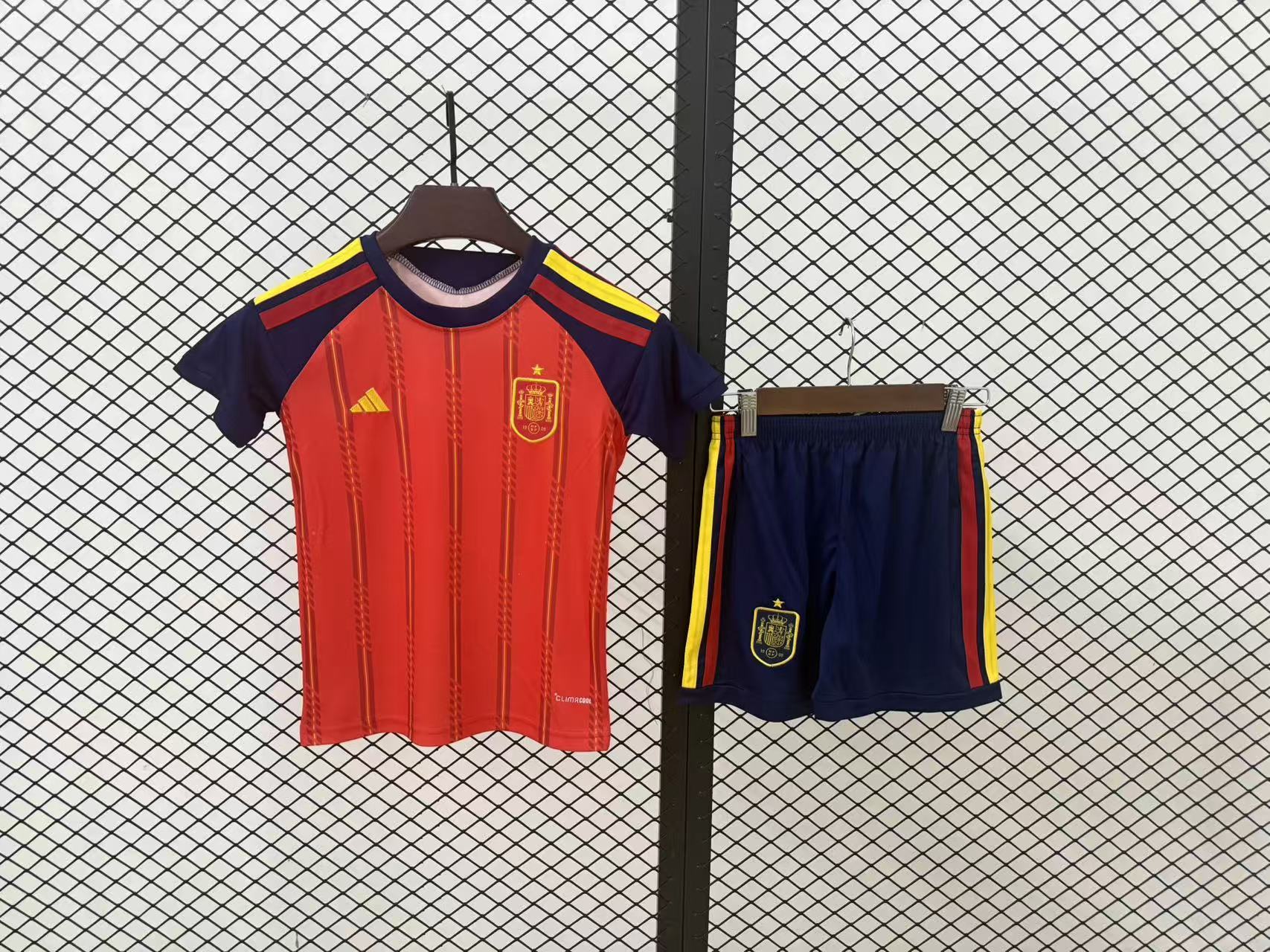 Spain 26/27 Kids Home Jersey — front