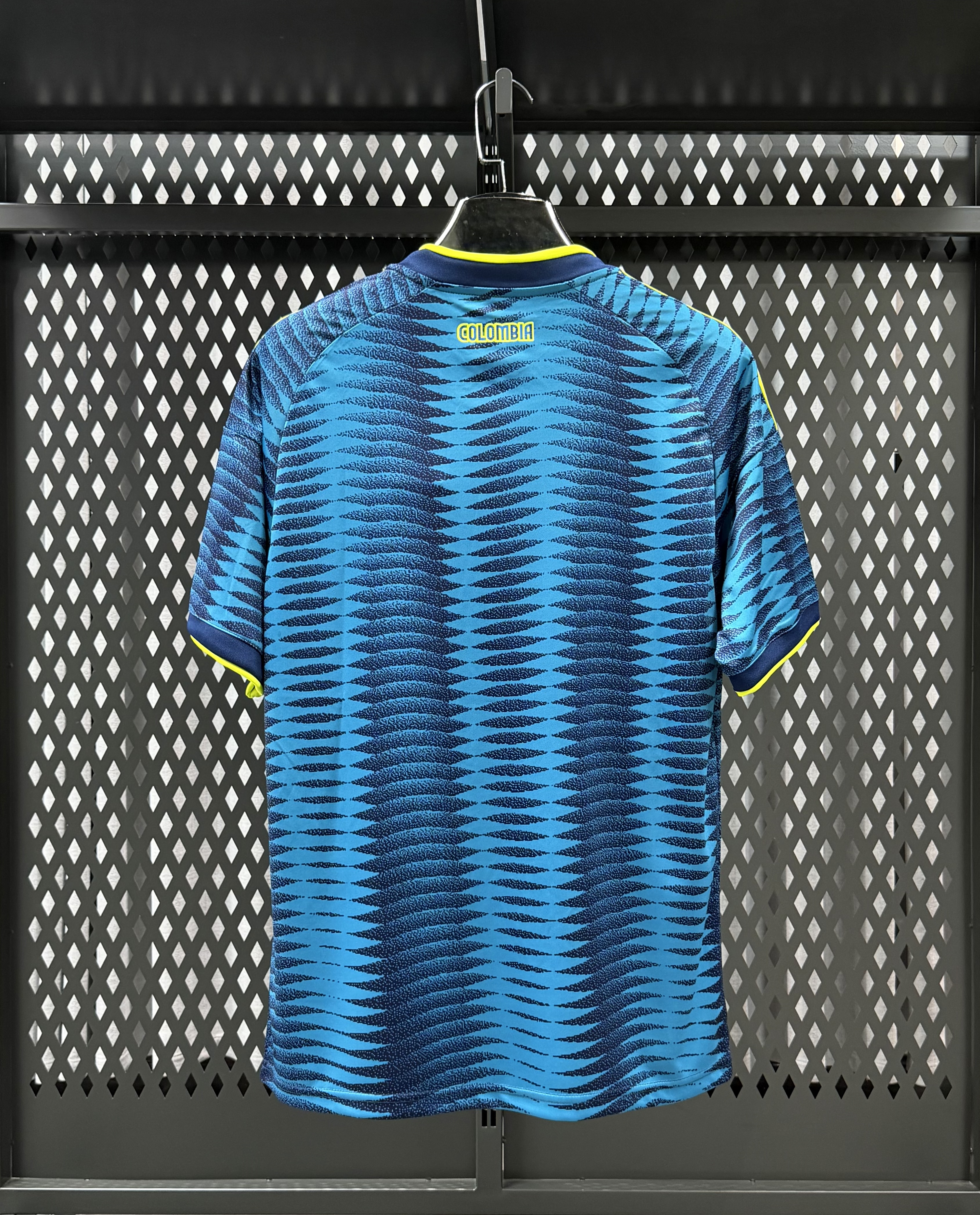 Colombia 26/27 Away Jersey — back
